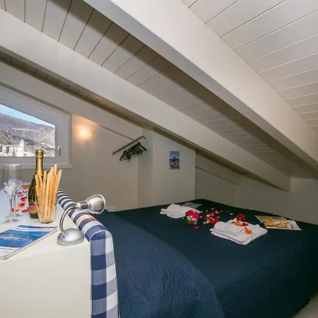 Casa Di Como Apartment *